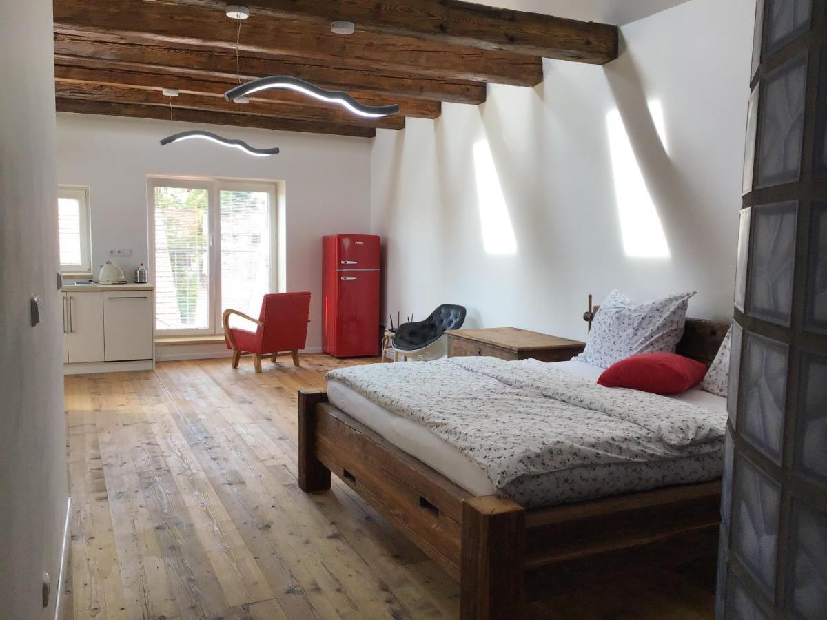 מיקולוב Apartmany Sebastian מראה חיצוני תמונה